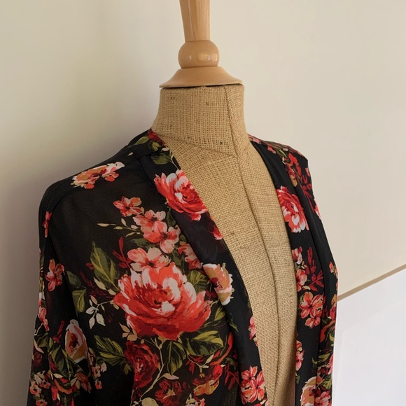 Kimono - Picture 6 of 7